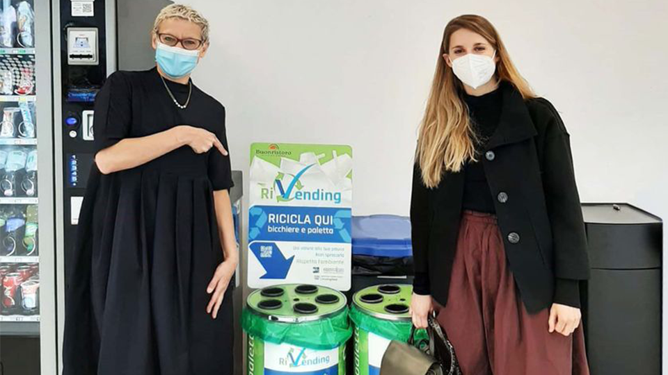 Rivending - Educare al riciclo
